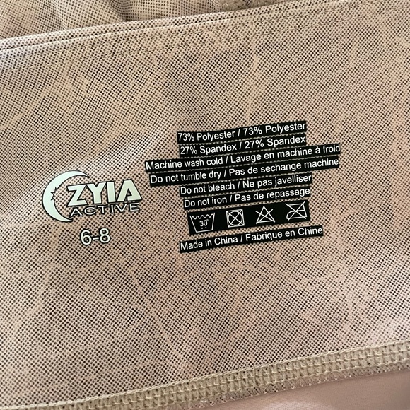 Zyia Pink Digital Granite Pocket Light n Tight Hi-Rise 7/8 24" women’s Size 6-8 - Picture 6 of 9